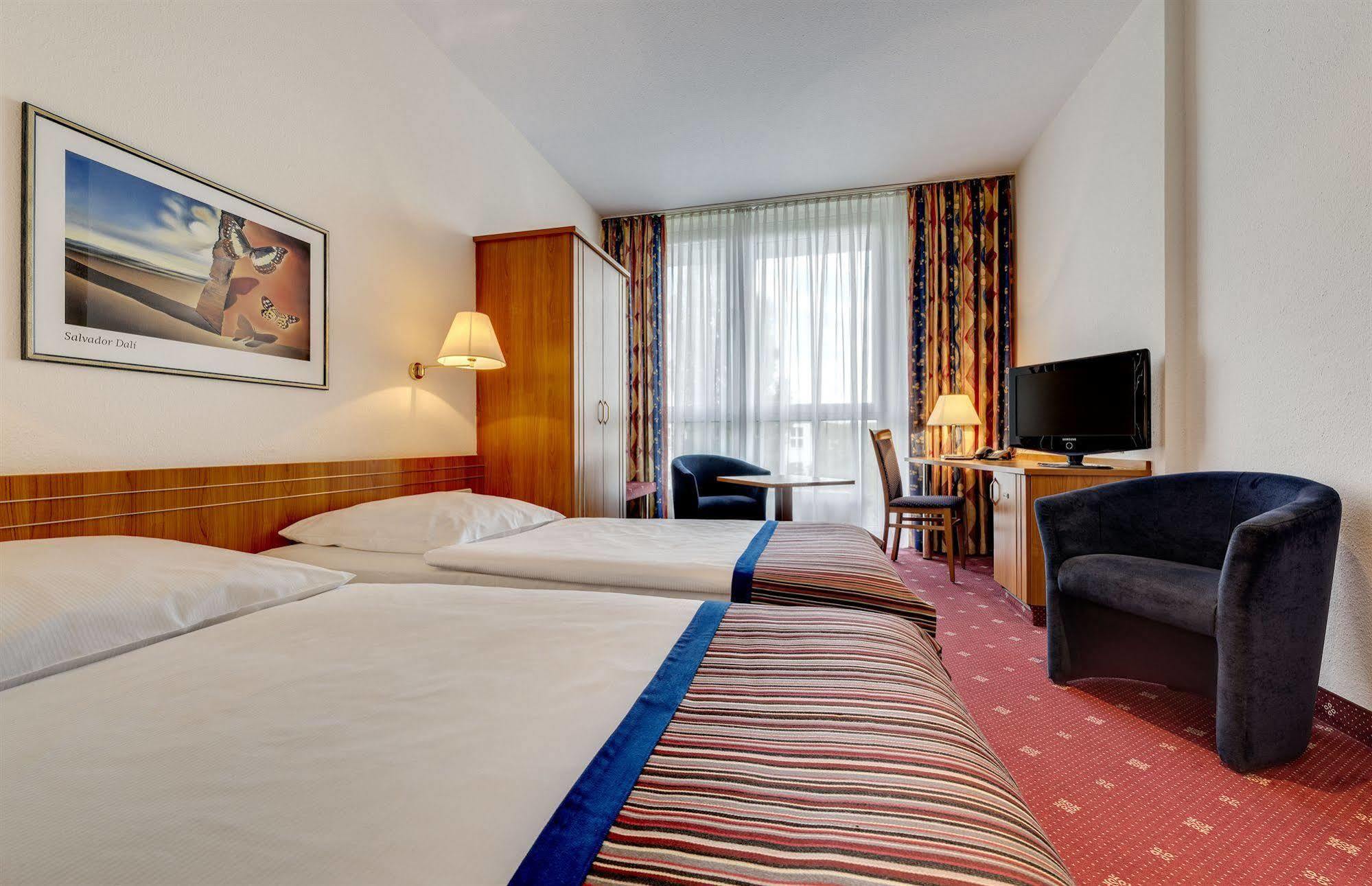 Centro Hotel Berlin City West Экстерьер фото